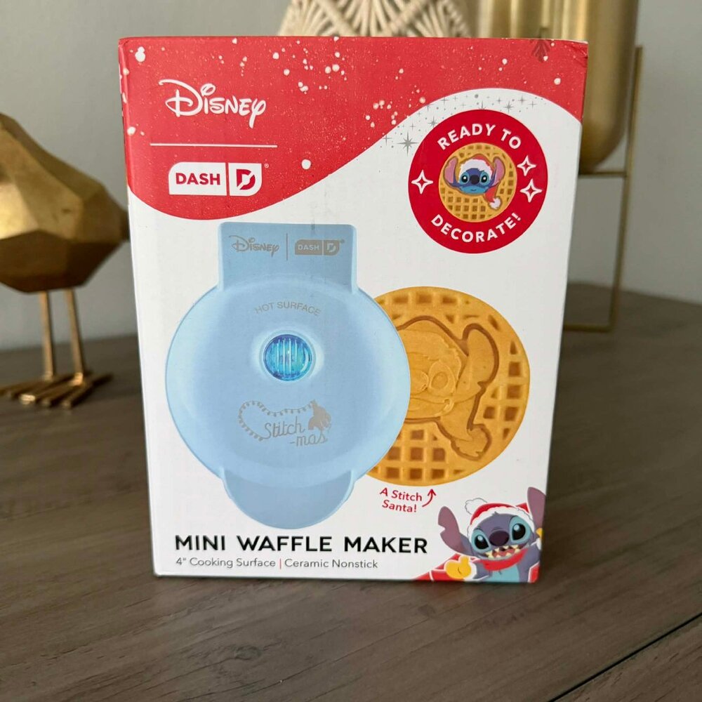 NEW Santa Stitch Christmas Mini Waffle Maker